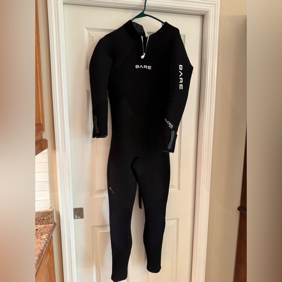 Bare 5mm Evoke Full, Womens *very good condition, gently used* - Picture 3 of 11